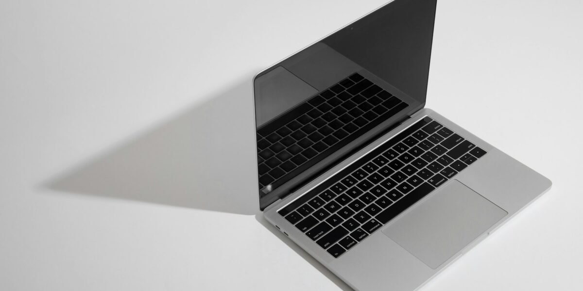 You are currently viewing Créer un site web gratuit avec l’IA : ce que ça vaut vraiment